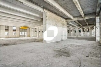 1-19 Rue Des Cévennes, Rungis to rent Interior Photo- Image 1 of 5