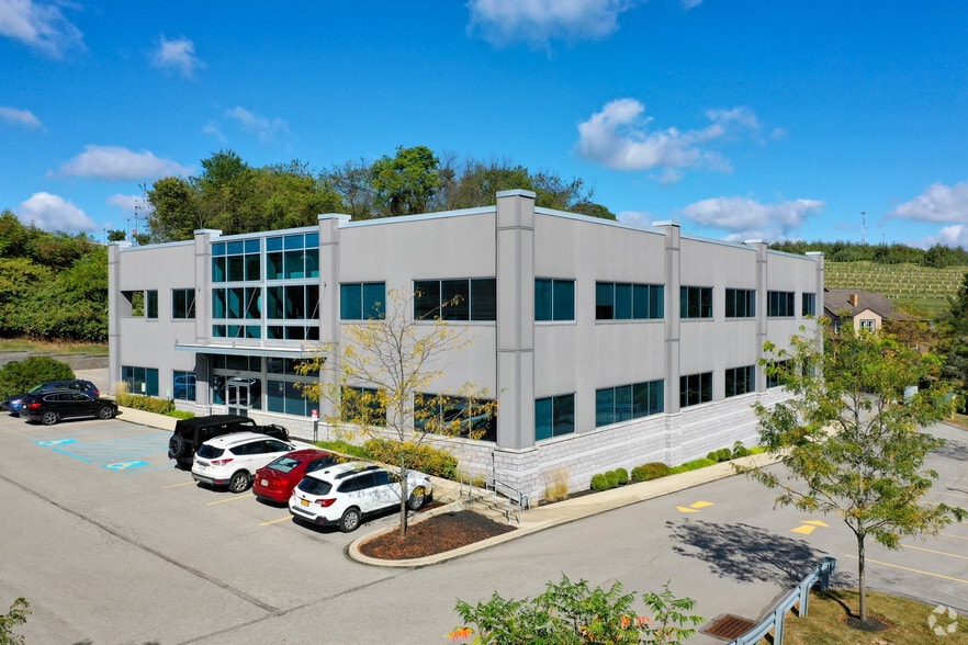 2559A Brandt School Rd, Wexford 15090 Sunset Building UK