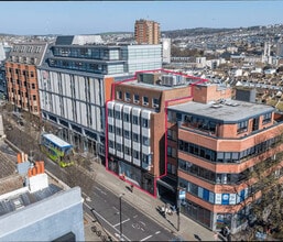 93-94 Queens Rd, Brighton to rent Building Photo- Image 1 of 6