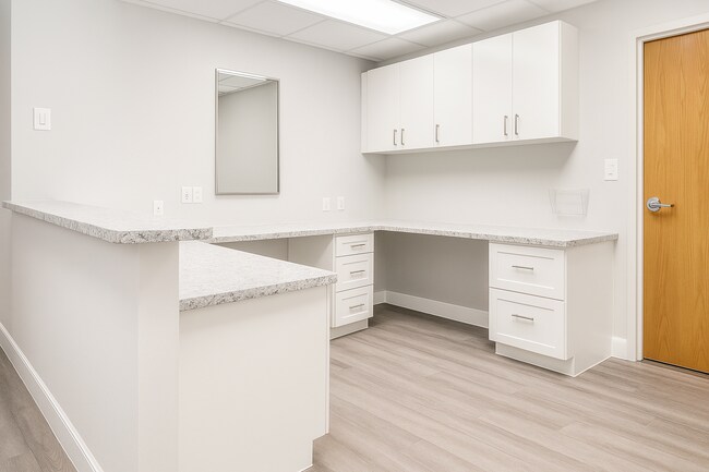 More details for 14100 Fivay Rd, Hudson, FL - Office / Medical to Rent