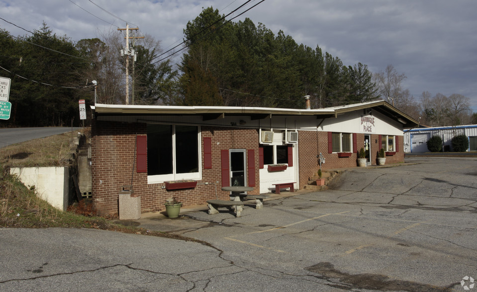 548 S Main St, Rutherfordton, NC for sale - Building Photo - Image 1 of 1