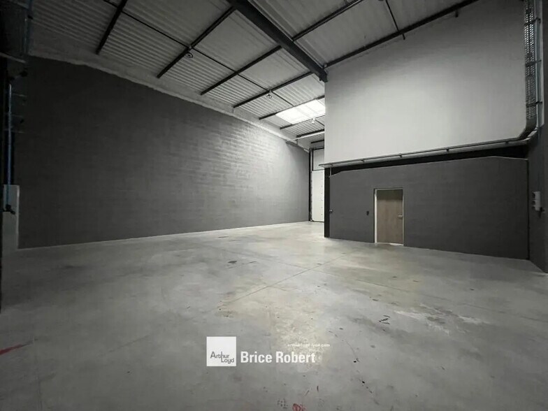 Office in Chassieu to rent - Interior Photo - Image 3 of 6