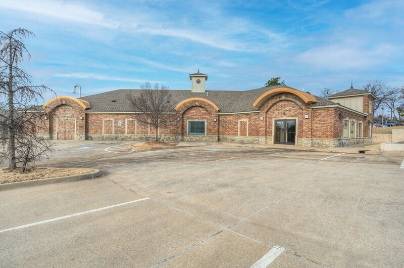 1023 Waterwood Pky, Edmond 73034 UK