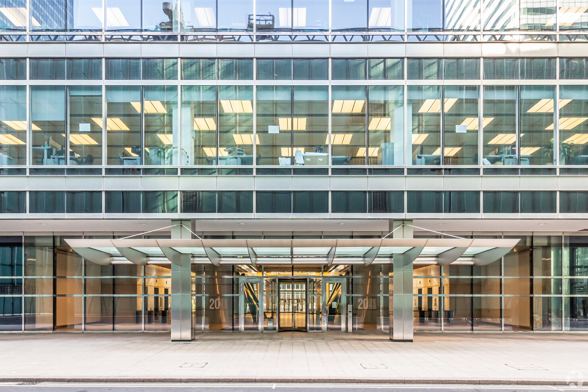 20 Canada Sq, London for sale Building Photo- Image 1 of 1