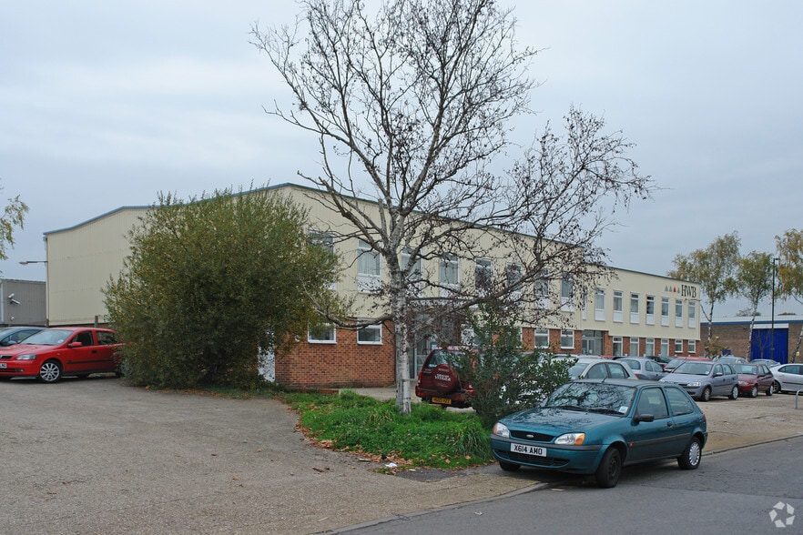 Mayflower Clos, Eastleigh for sale - Building Photo - Image 1 of 1