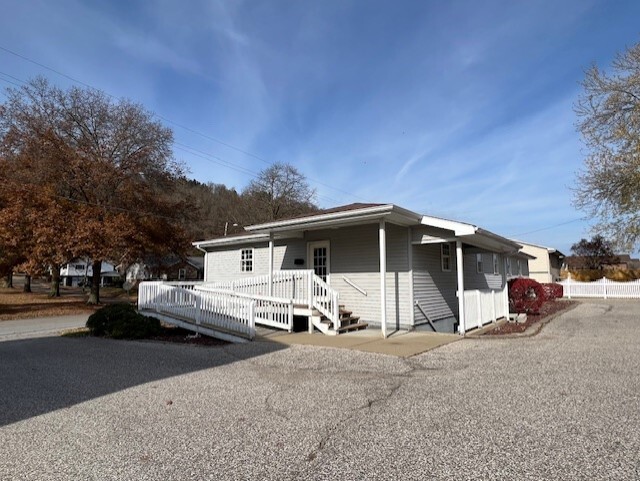 850 Market St, Yorkville, OH for sale - Building Photo - Image 3 of 7