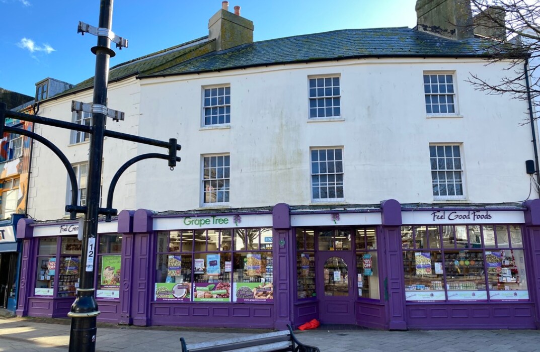 56-58 South St, Worthing for sale Primary Photo- Image 1 of 1