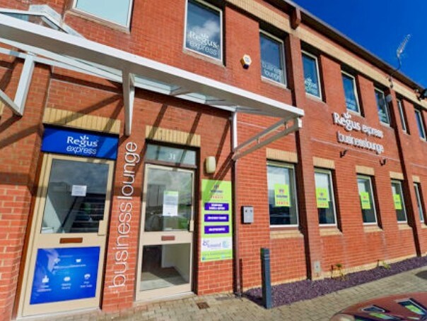 Kinnaird Park, Edinburgh to rent Building Photo- Image 1 of 10