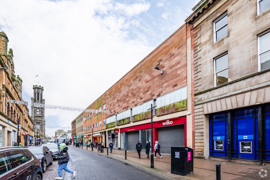 143 High St, Ayr to rent - Building Photo - Image 2 of 2