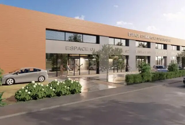 Retail in Roquevaire to rent - Building Photo - Image 1 of 5