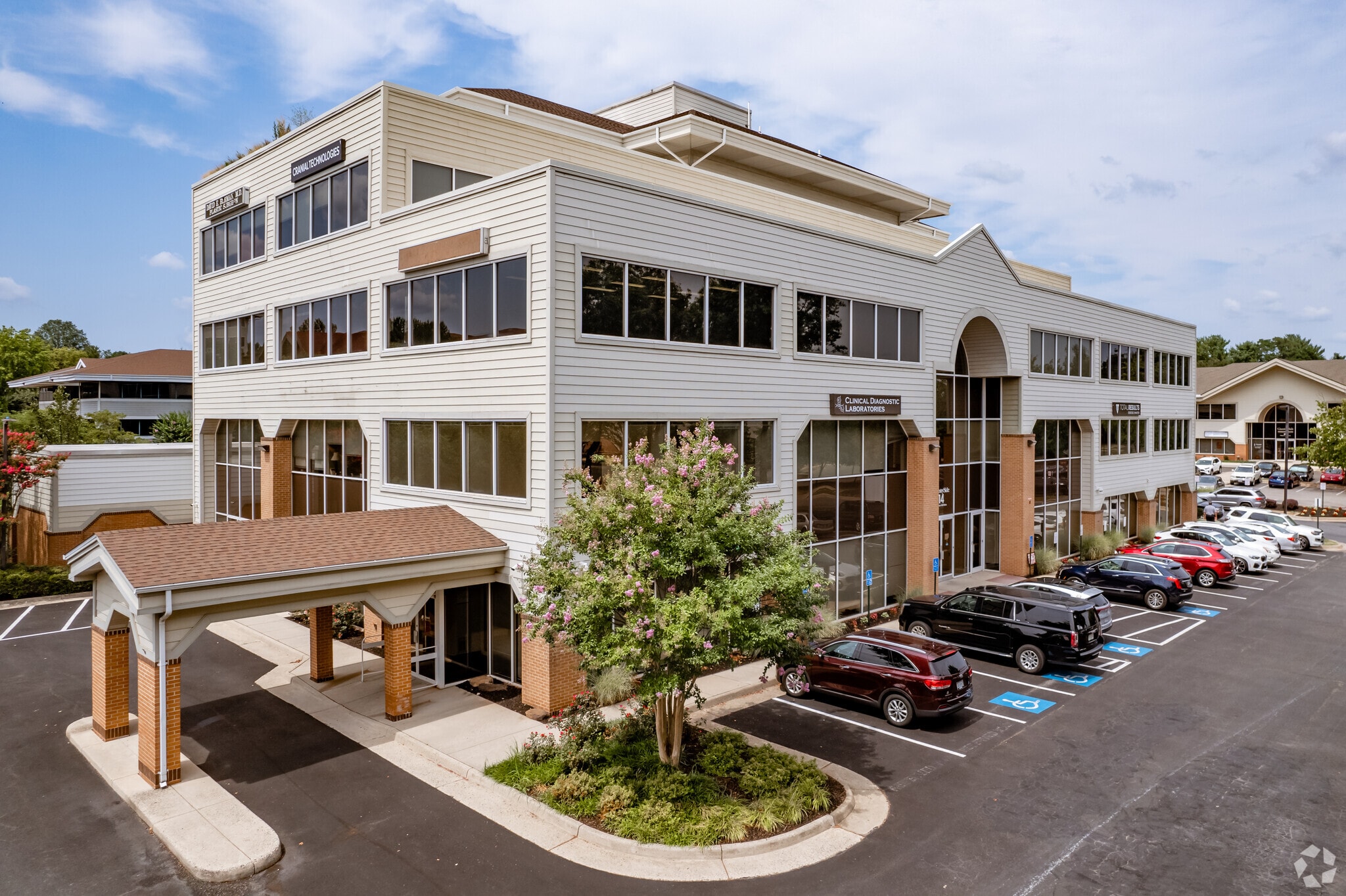 10 Pidgeon Hill Dr, Sterling, VA to rent Building Photo- Image 1 of 23