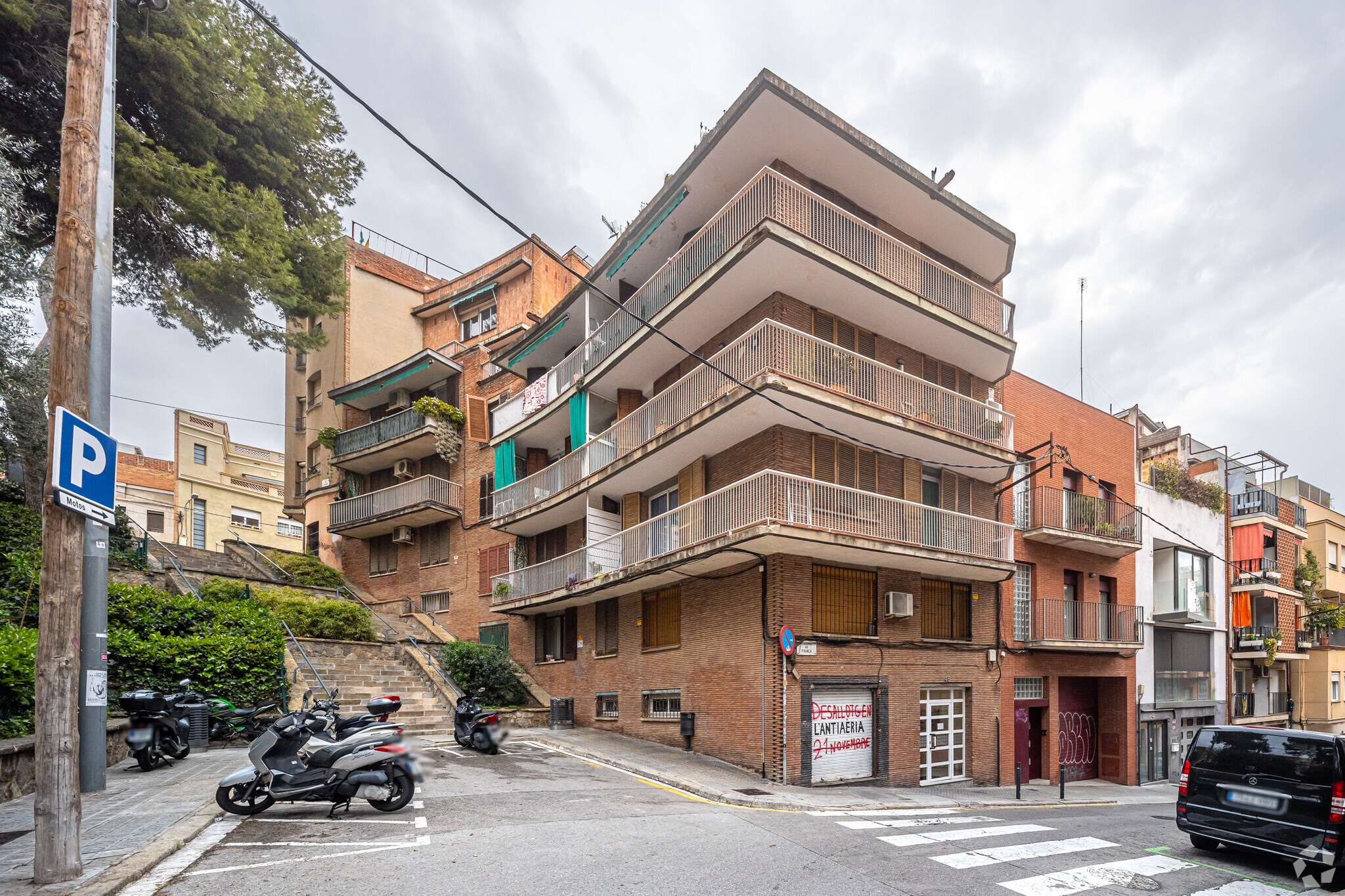 Build-to-Rent in Barcelona, Barcelona for sale Primary Photo- Image 1 of 4