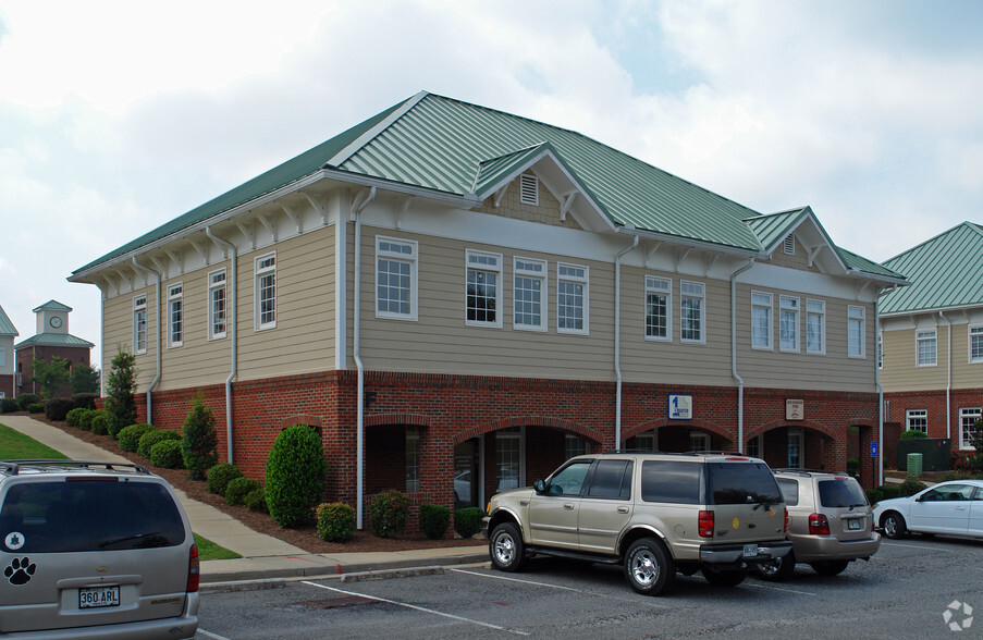 37 Calumet Unit 103 Lullwater Circle, Newnan, GA for rent - Building Photo - Image 3 of 5