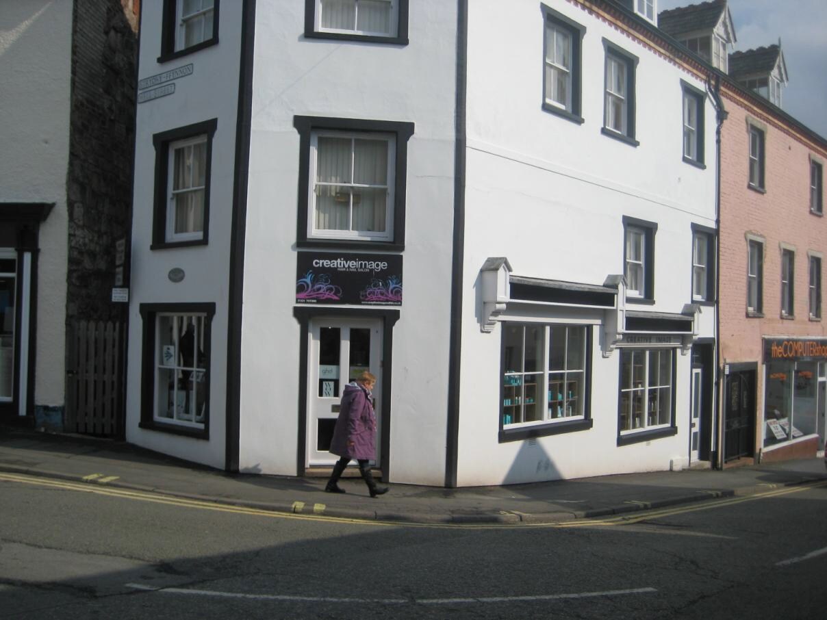 1 Well St, Ruthin for sale Primary Photo- Image 1 of 1