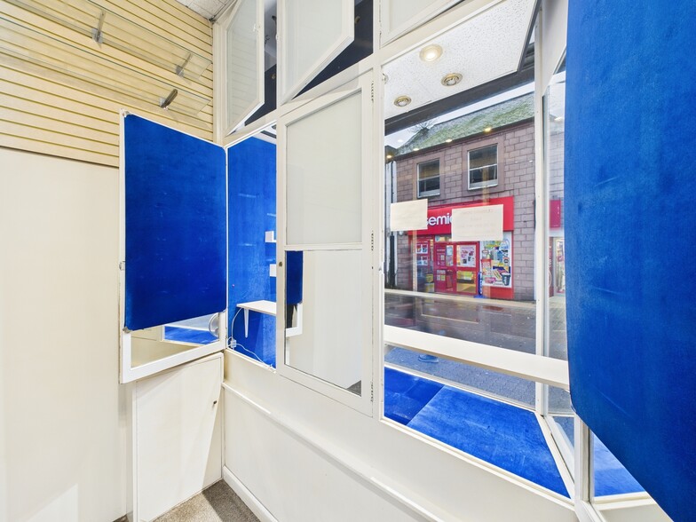 183-189 High St, Arbroath to rent - Building Photo - Image 3 of 7