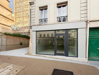 More details for 235 Rue De Charenton, Paris - Retail to Rent