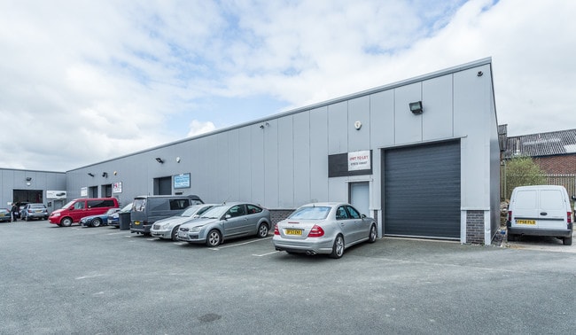 More details for Broadway, Hyde - Industrial to Rent