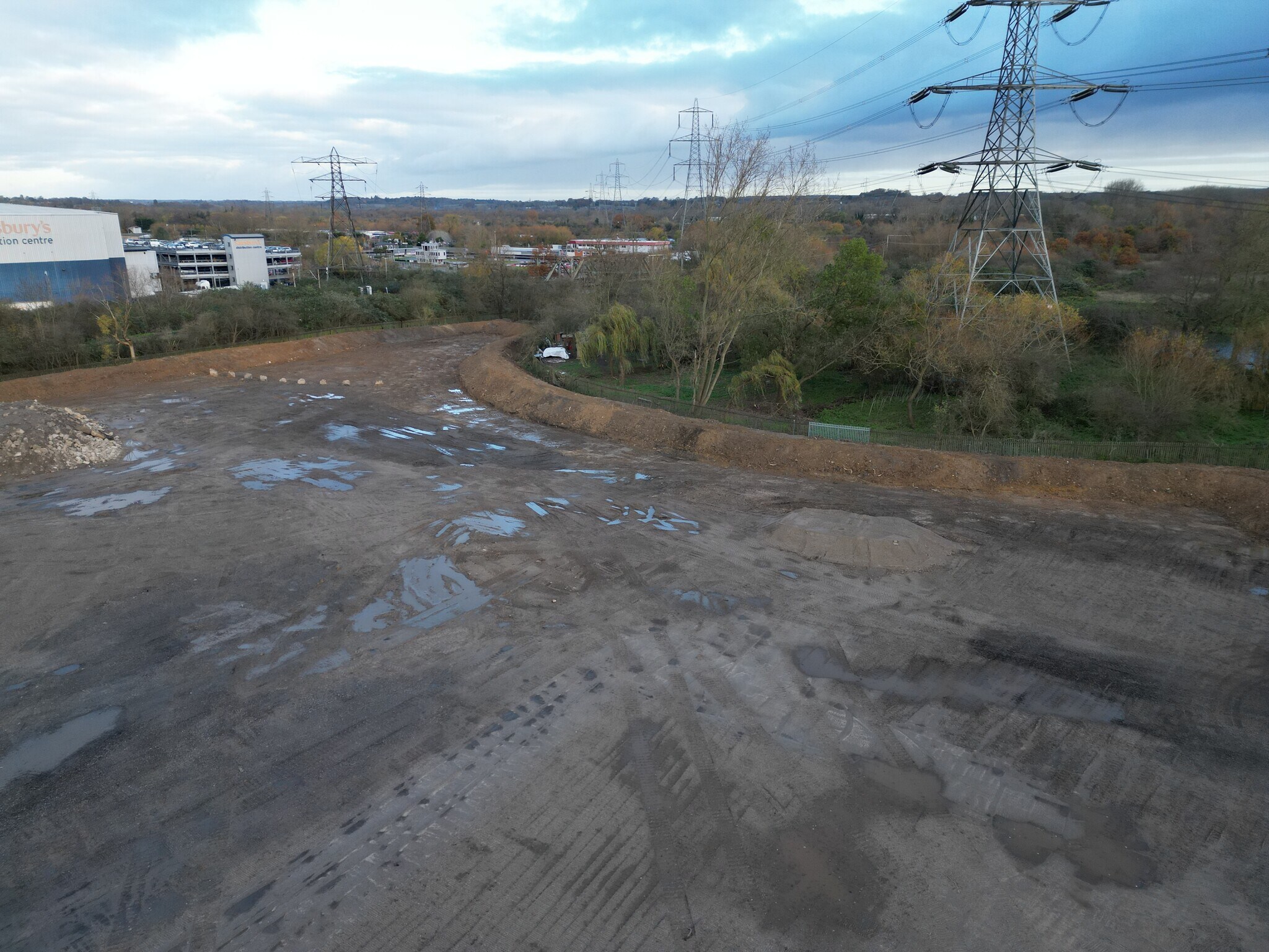 2 Rattys Ln, Hoddesdon for sale Building Photo- Image 1 of 1