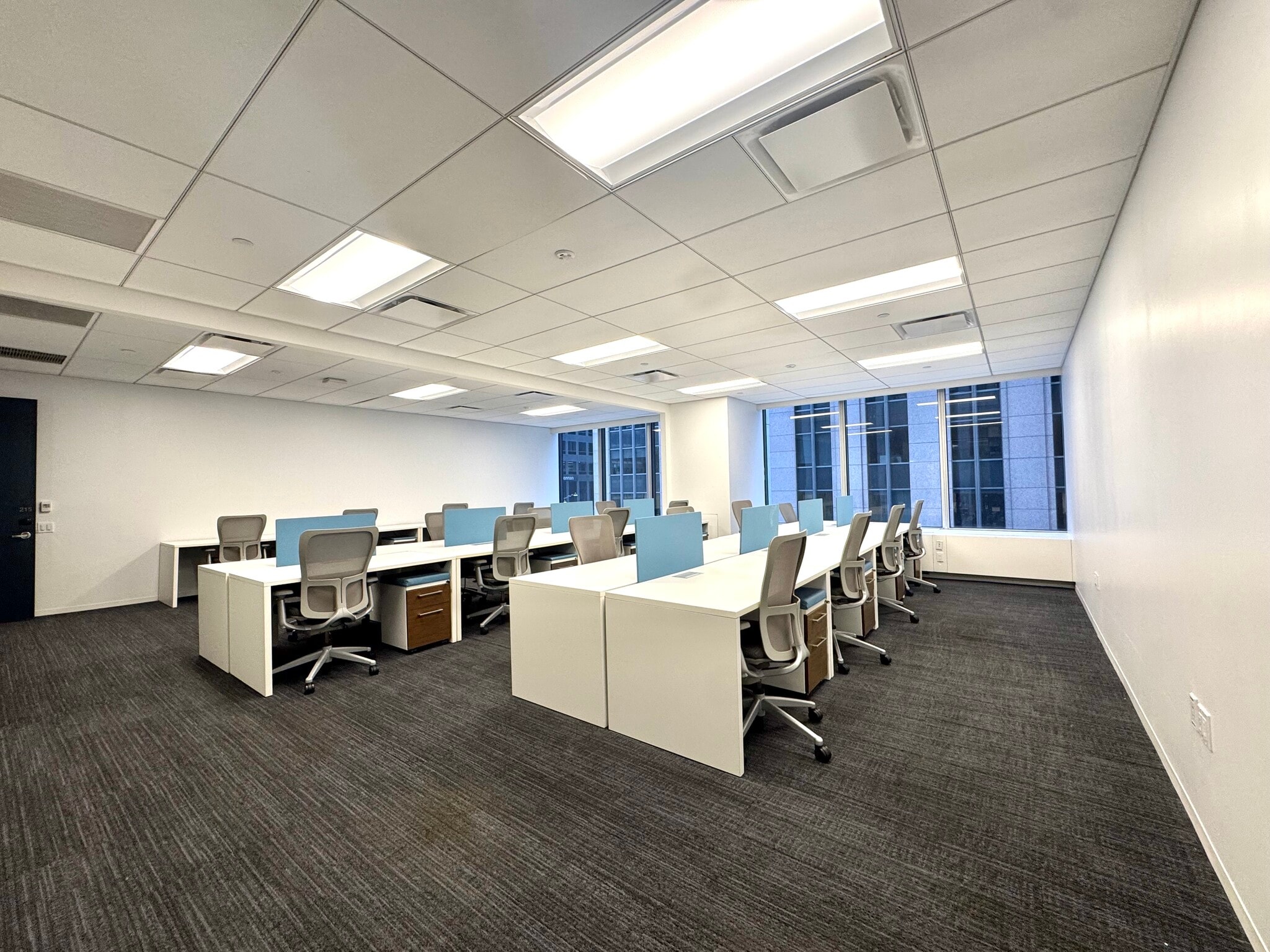 1185 Avenue of the Americas, New York, NY to rent Building Photo- Image 1 of 7