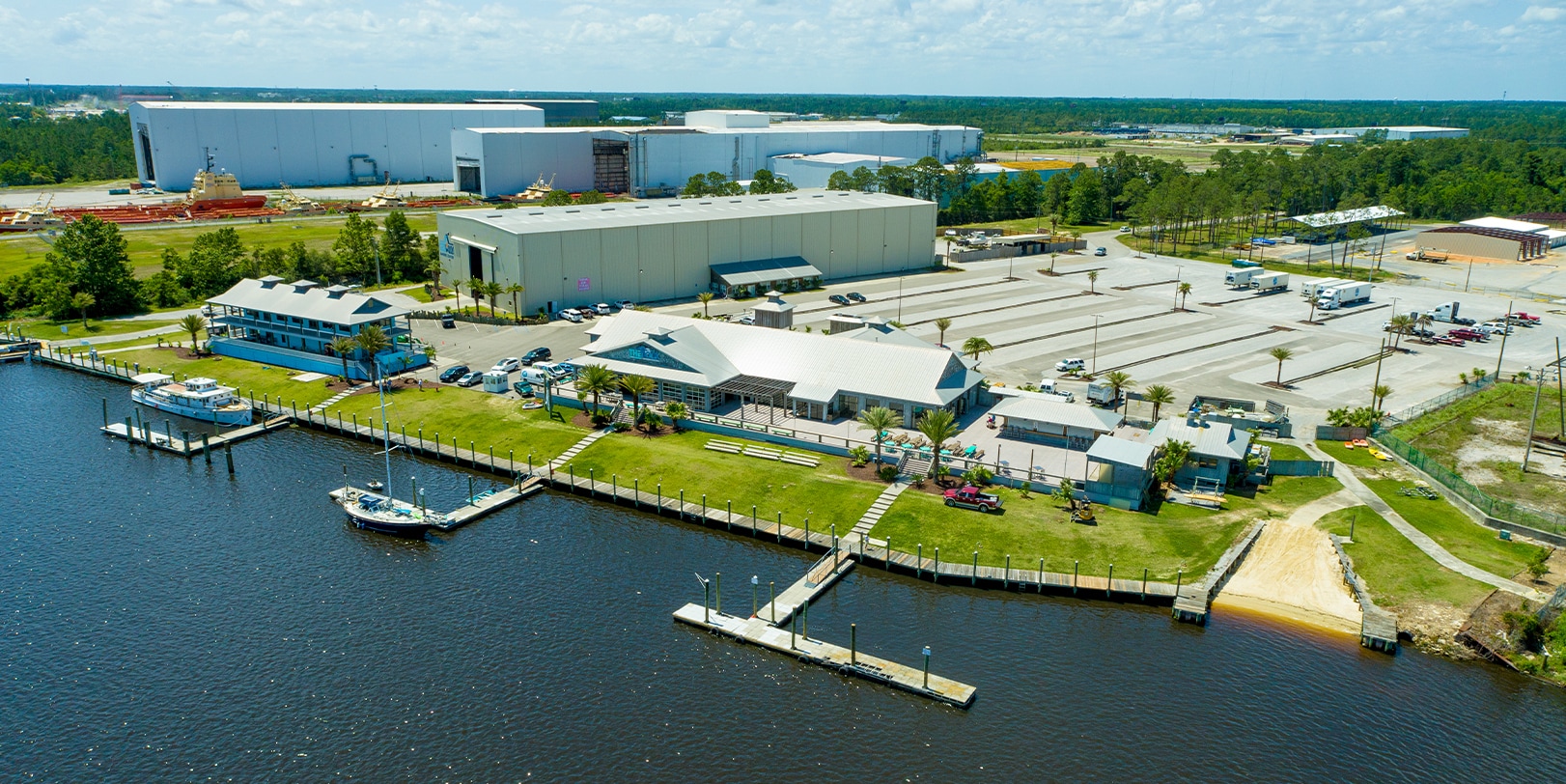 13247 Seaway Rd, Gulfport 39503 PRIME WATERFRONT RESTAURANT LOCATION