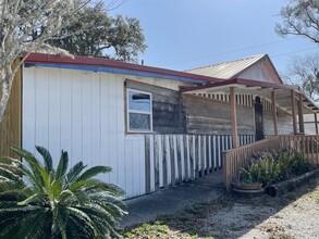 4 Lane Dr, Mary Esther, FL for sale Building Photo- Image 1 of 1