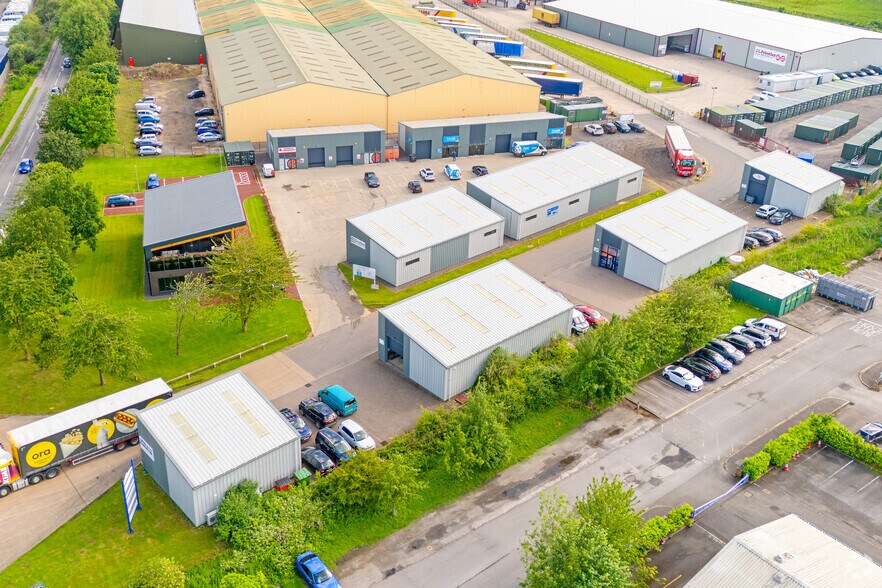 Melbourne Park, Sleaford to rent - Aerial - Image 3 of 3