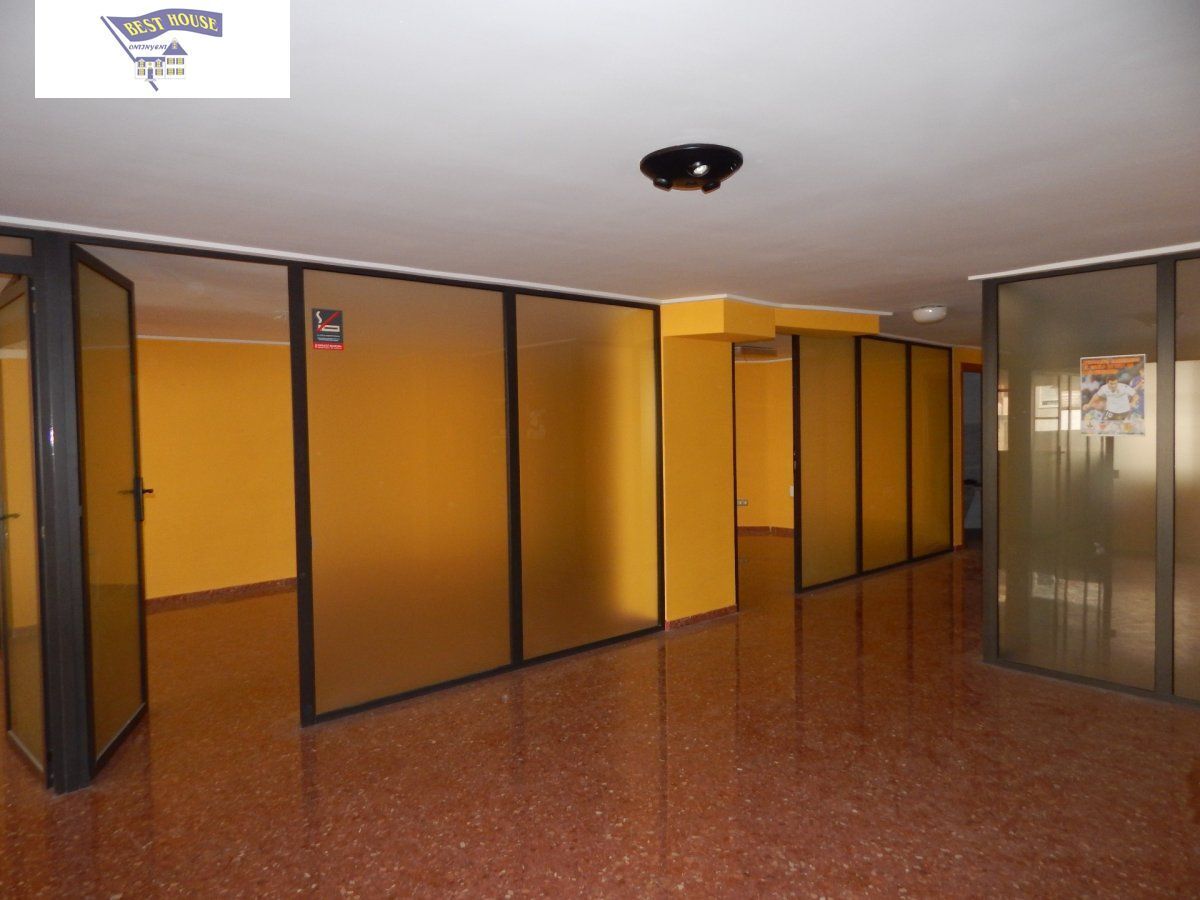 Retail in Ontinyent, Valencia to rent Building Photo- Image 1 of 17
