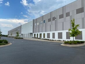 194 Springhill Farm Rd, Fort Mill, SC to rent Building Photo- Image 1 of 6