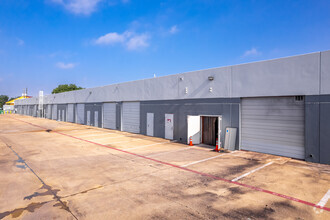 2156 W Northwest Hwy, Dallas, TX for sale Building Photo- Image 1 of 1