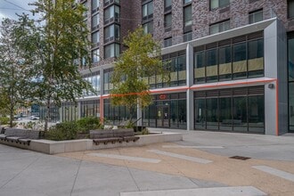 1725 Village Ln, Far Rockaway, NY to rent Interior Photo- Image 1 of 4