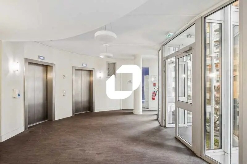 9-11 Boulevard Du General De Gaulle, Montrouge to rent - Lobby - Image 3 of 16