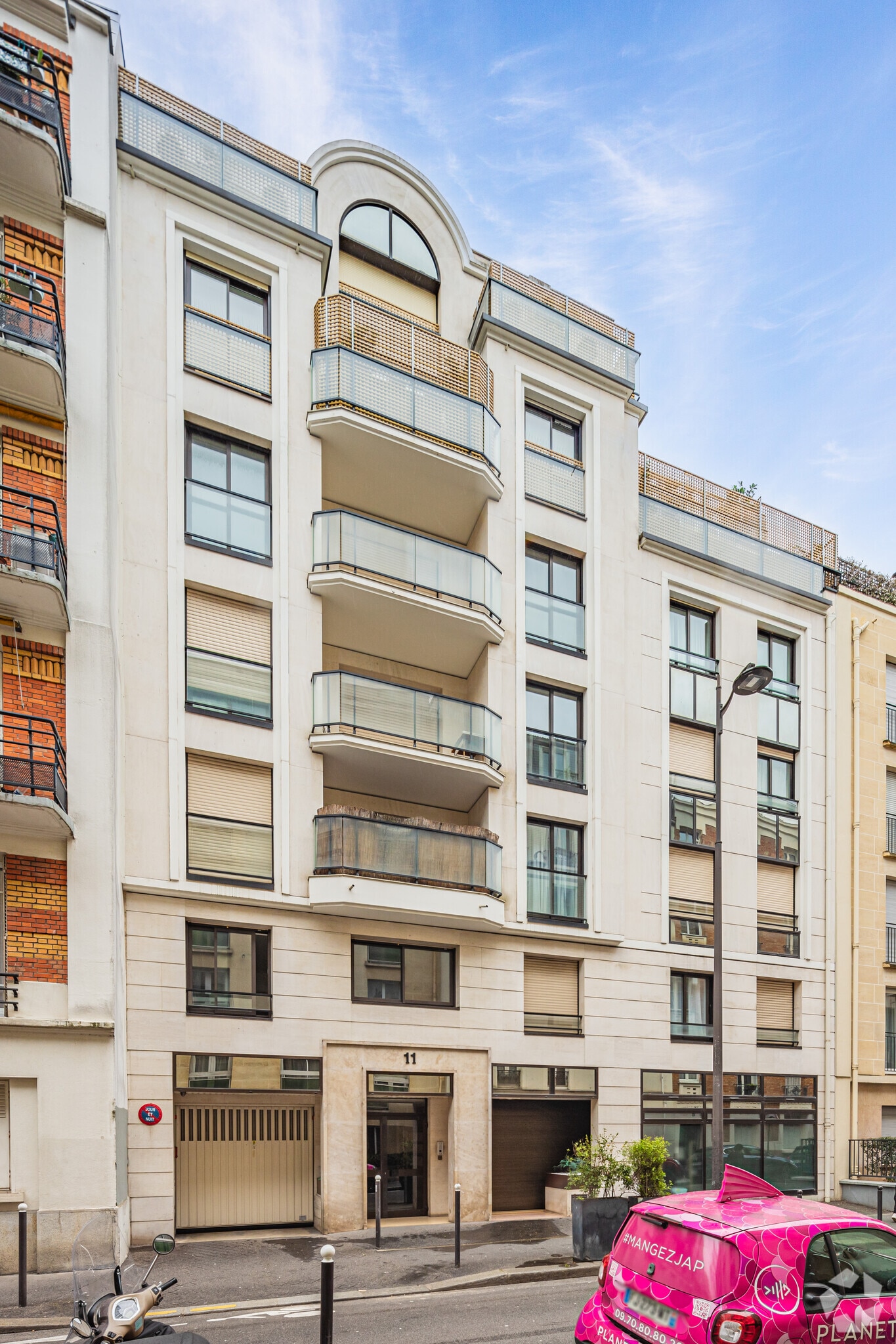 Build-to-Rent in Paris for sale Primary Photo- Image 1 of 2
