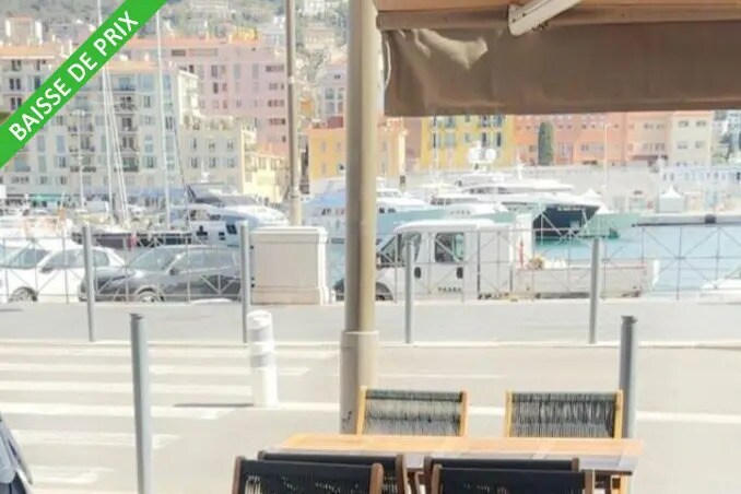 Location Commerce 65 m² - Photo 1