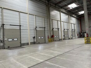 Industrial in Roissy-en-Brie to rent Interior Photo- Image 1 of 6