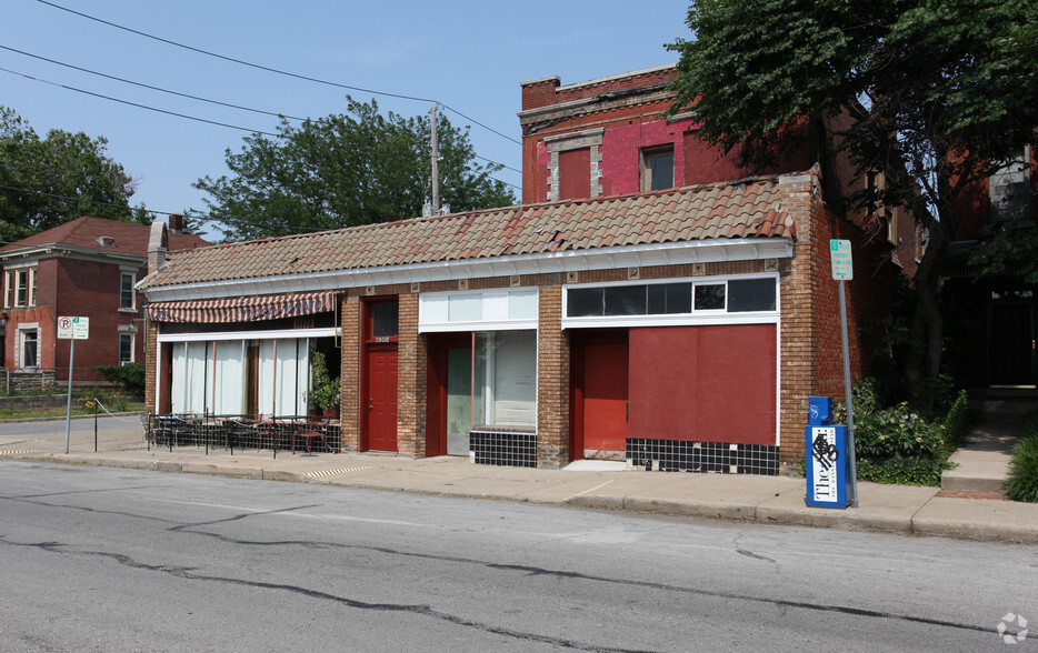 2801 Holmes St, Kansas City, MO for sale - Building Photo - Image 2 of 2