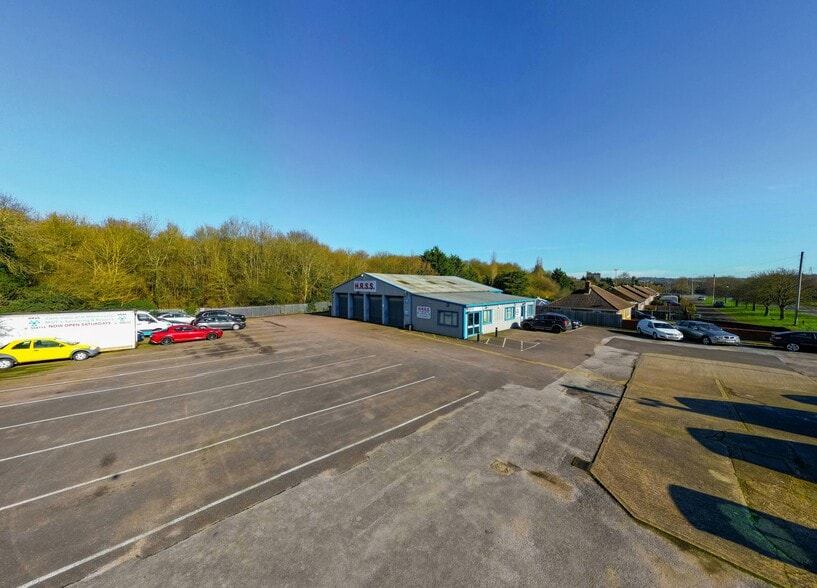 372-374 Harlaxton Rd, Grantham to rent - Building Photo - Image 3 of 15