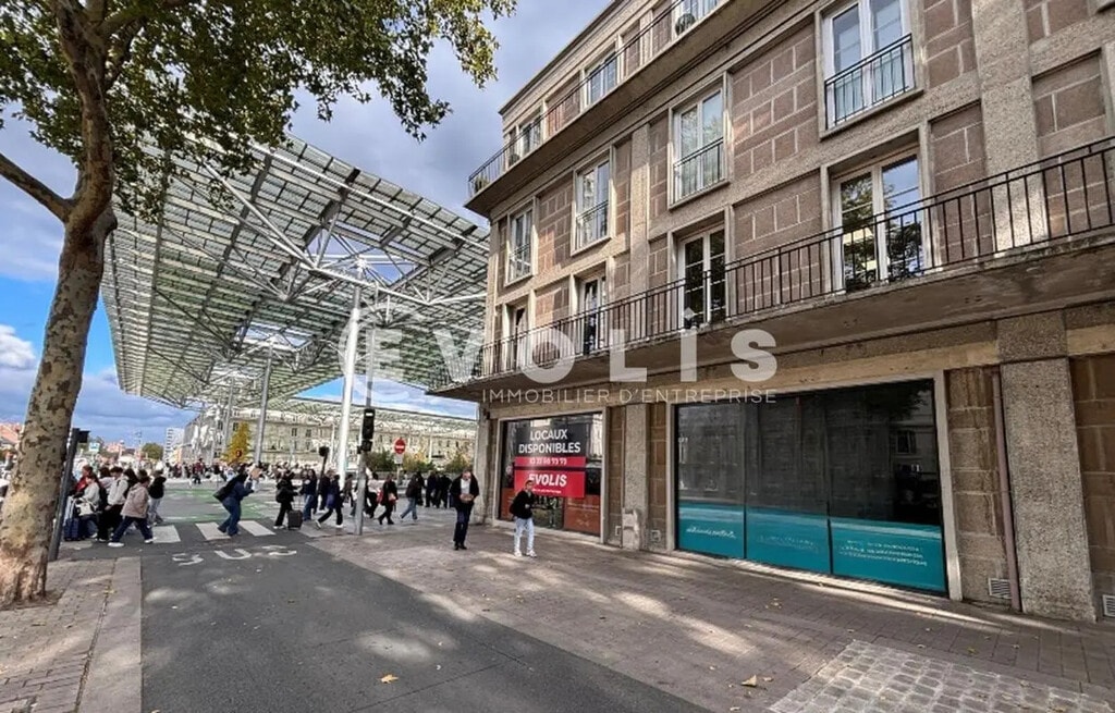 Location Commerce 340 m² - Photo 1