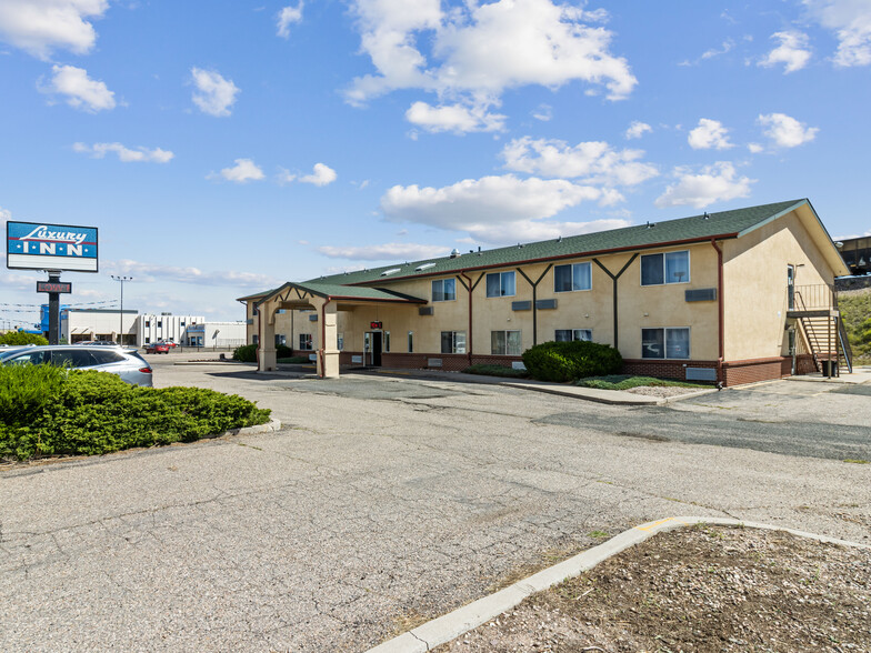 1805 Westland Rd, Cheyenne, WY for sale - Building Photo - Image 3 of 24