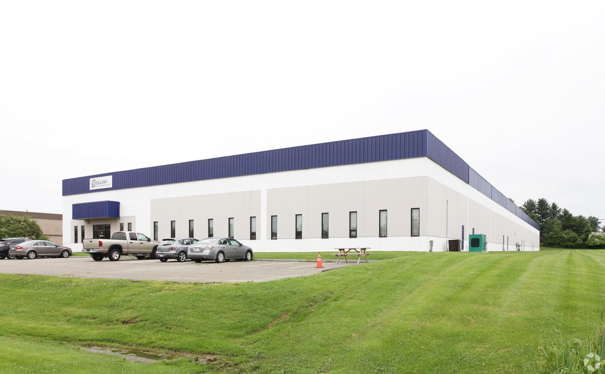 11-15 Thompson Rd, East Windsor, CT for sale Primary Photo- Image 1 of 1