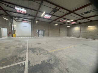 More details for 104 Boulevard Louis Armand, Neuilly-sur-Marne - Light Industrial to Rent