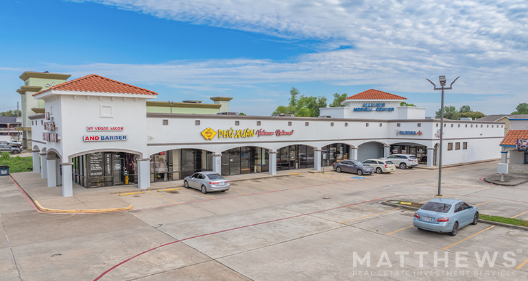 13734 State Highway 249, Houston, TX for rent - Building Photo - Image 1 of 3