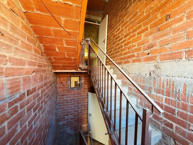 Land in Terrassa, Barcelona for sale - Interior Photo - Image 3 of 12