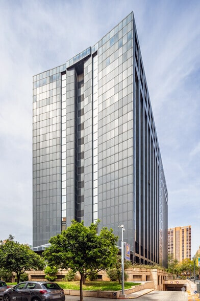 Avenida de Aragón, 30, València, Valencia to rent - Building Photo - Image 2 of 2