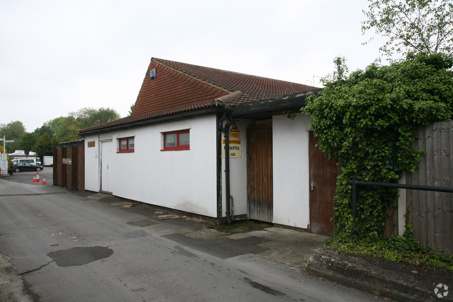 476 Bath Rd, West Drayton for sale - Building Photo - Image 3 of 4