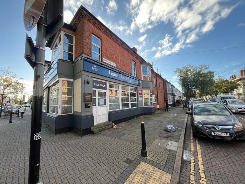 135 Narborough Rd, Leicester to rent - Building Photo - Image 1 of 3