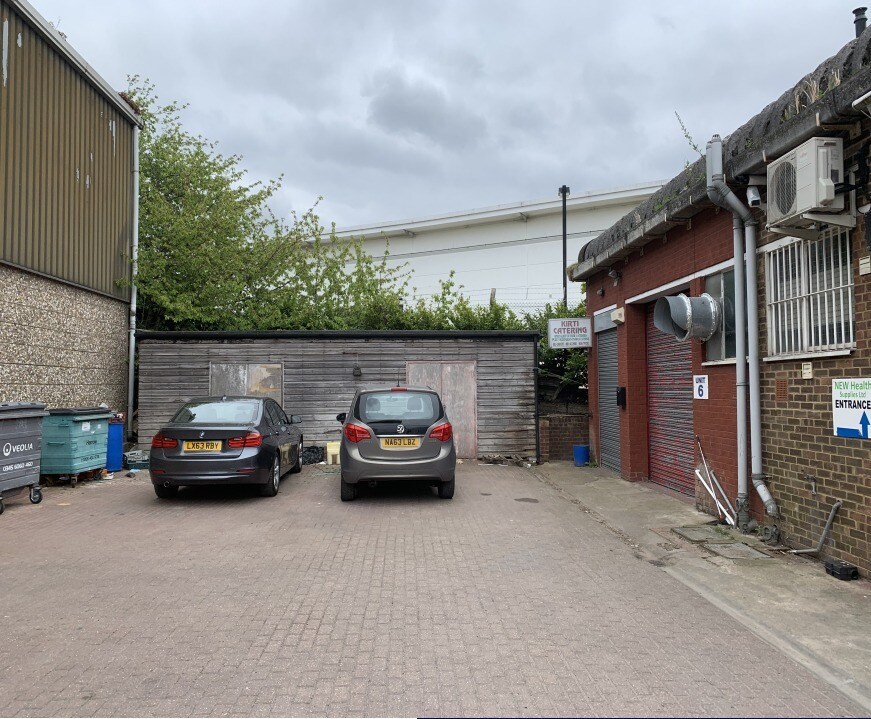 Brember Rd, Harrow for sale Primary Photo- Image 1 of 1