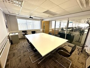 Palmerston Rd, Barry to rent Interior Photo- Image 2 of 10