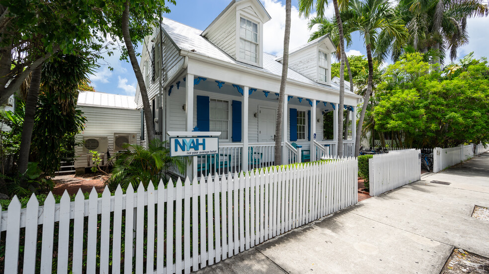 823 Fleming St, Key West, FL for sale - Building Photo - Image 2 of 12