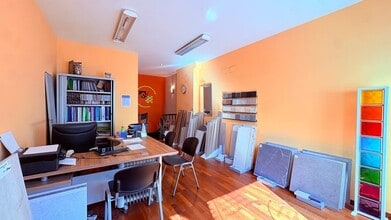 Retail in Castellar del Vallès, Barcelona to rent Interior Photo- Image 2 of 5