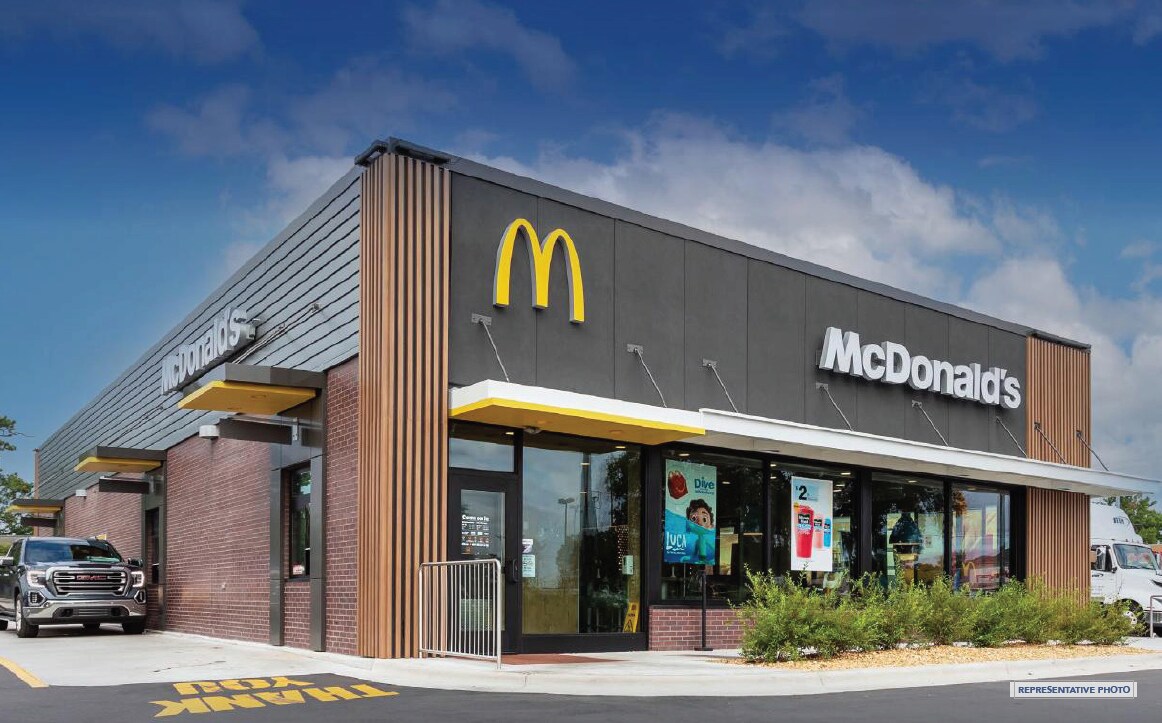 1664 Basswood Blvd, Fort Worth, TX for sale Building Photo- Image 1 of 1